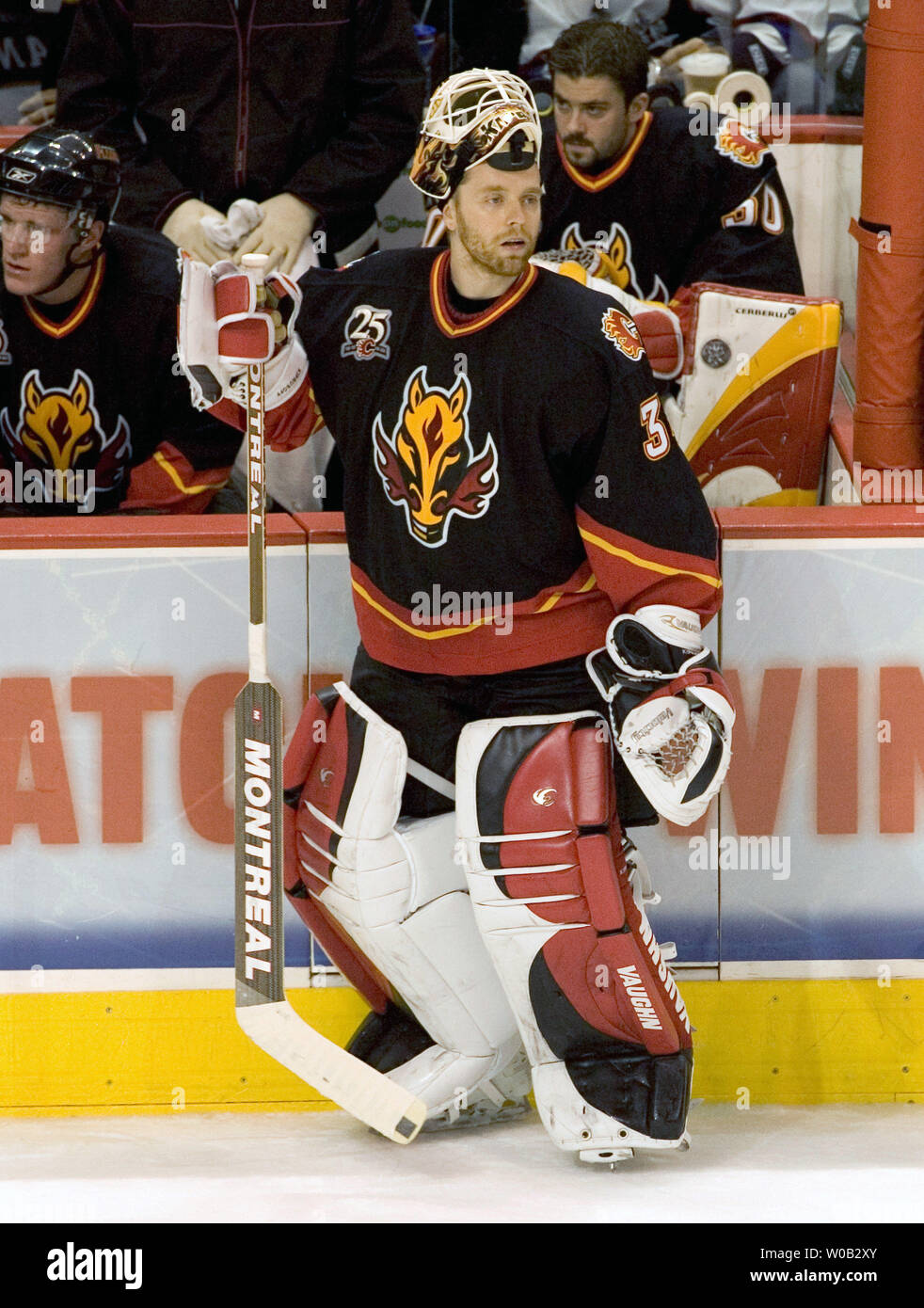 Miikka Kiprusoff Signed Calgary Flames 8 x 10 Photo - 70747