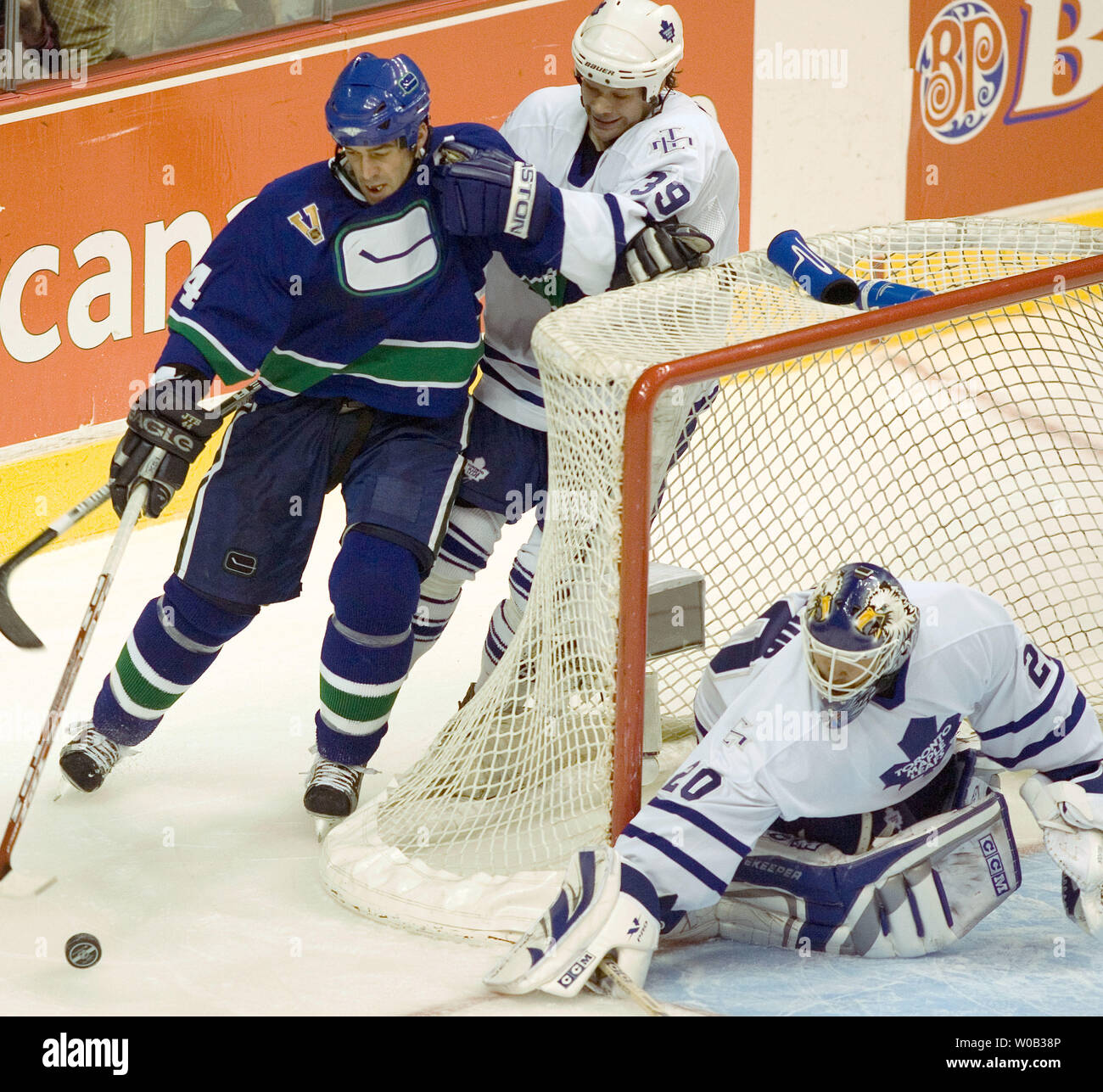Todd Bertuzzi Vancouver Canucks 8x10 Photograph – Pro Am Sports