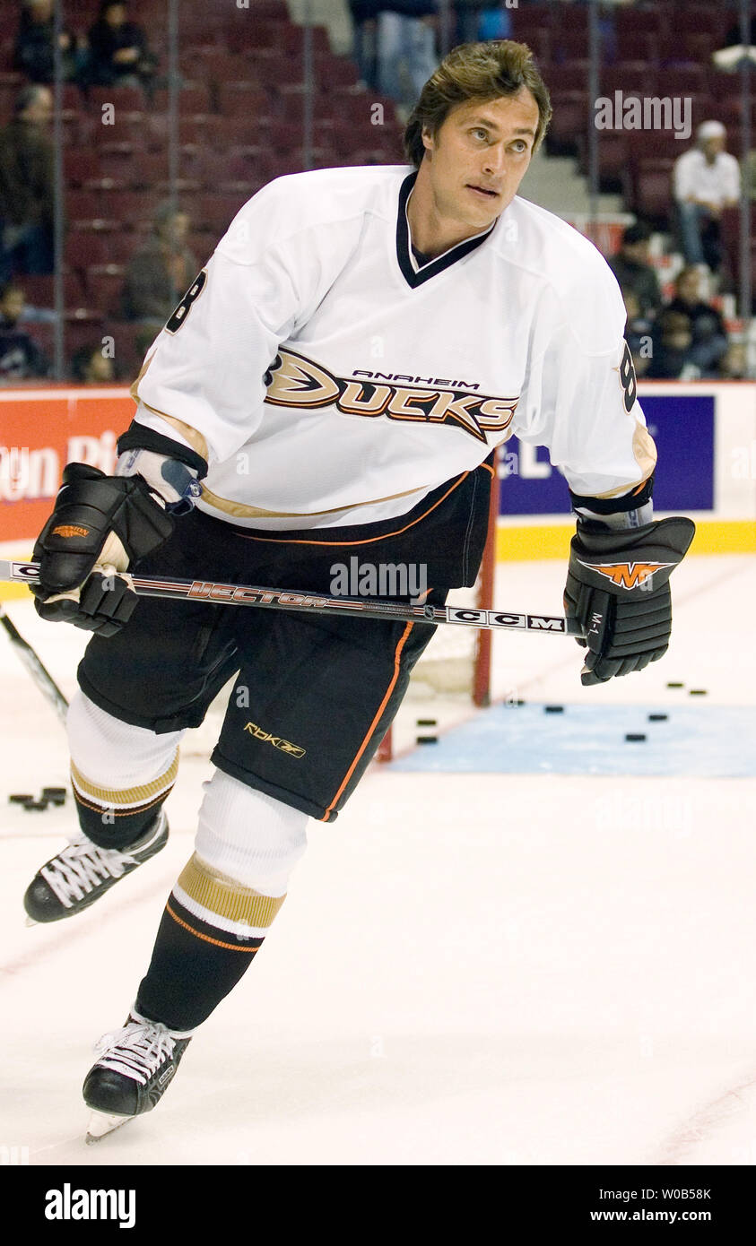 Mattias Ohlund Vancouver Canucks CCM Home NHL Jersey - Hein Ventures Inc.