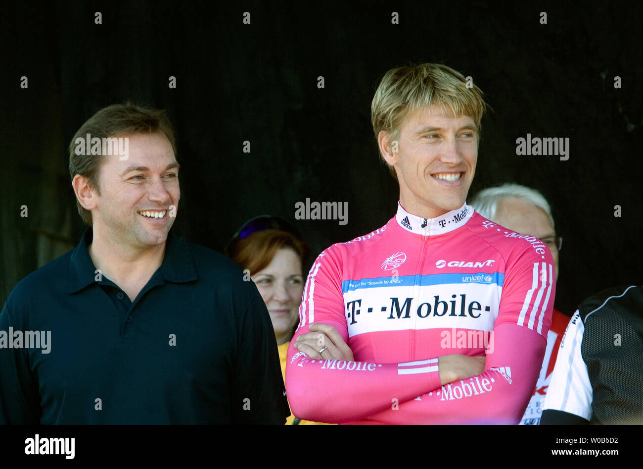 Belgian Olympic bronze medallist in cycling, recently retired Axel Merckx (R), son of Eddy Merckx, joins Lance Armstrong for the Tour de Courage cancer fundraiser bike ride in Vancouver, British Columbia, September 23, 2007.   (UPI Photo/Heinz Ruckemann) Stock Photo