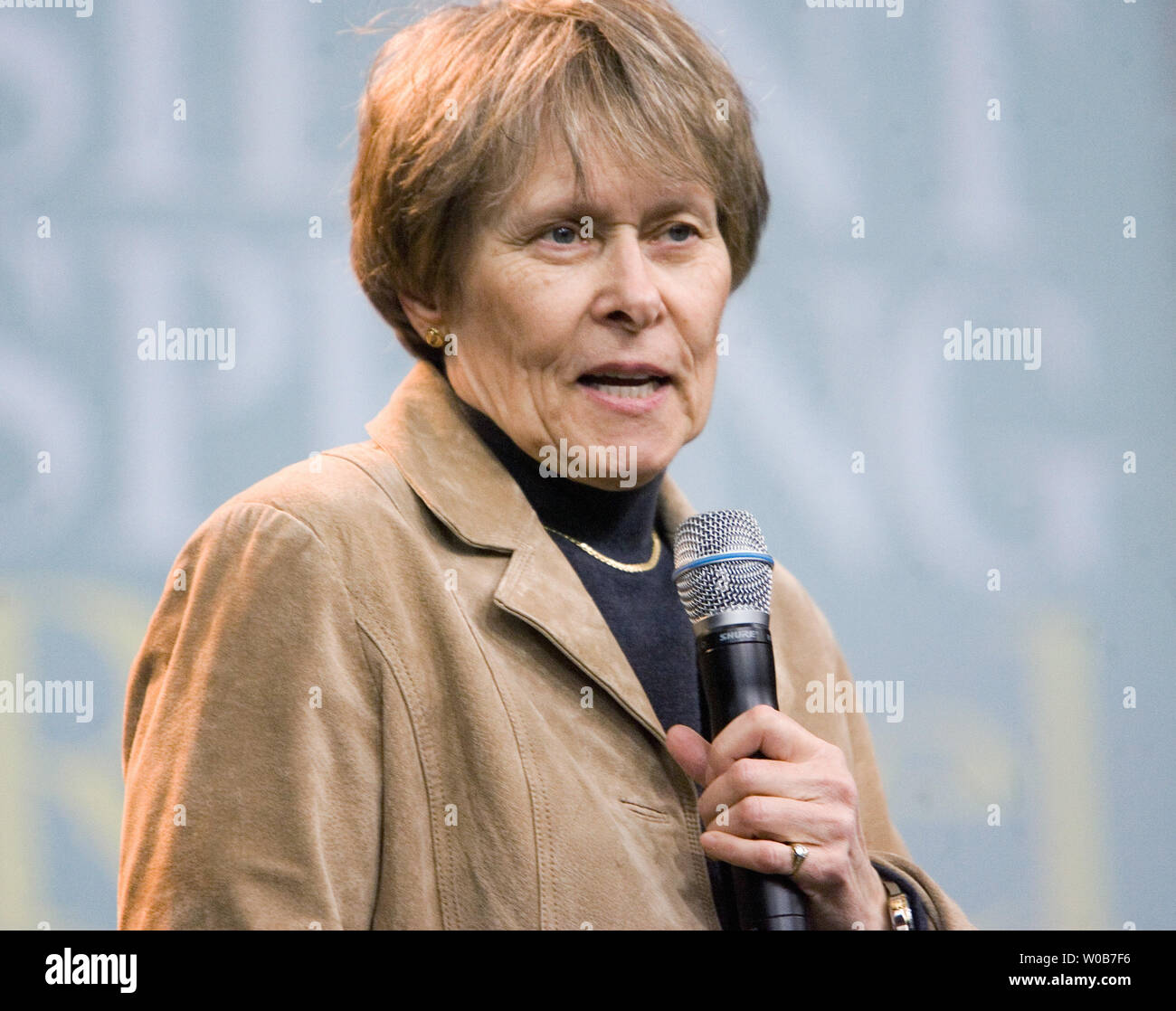 The First Canadian Woman In Space Astronaut Dr Roberta Bondar The