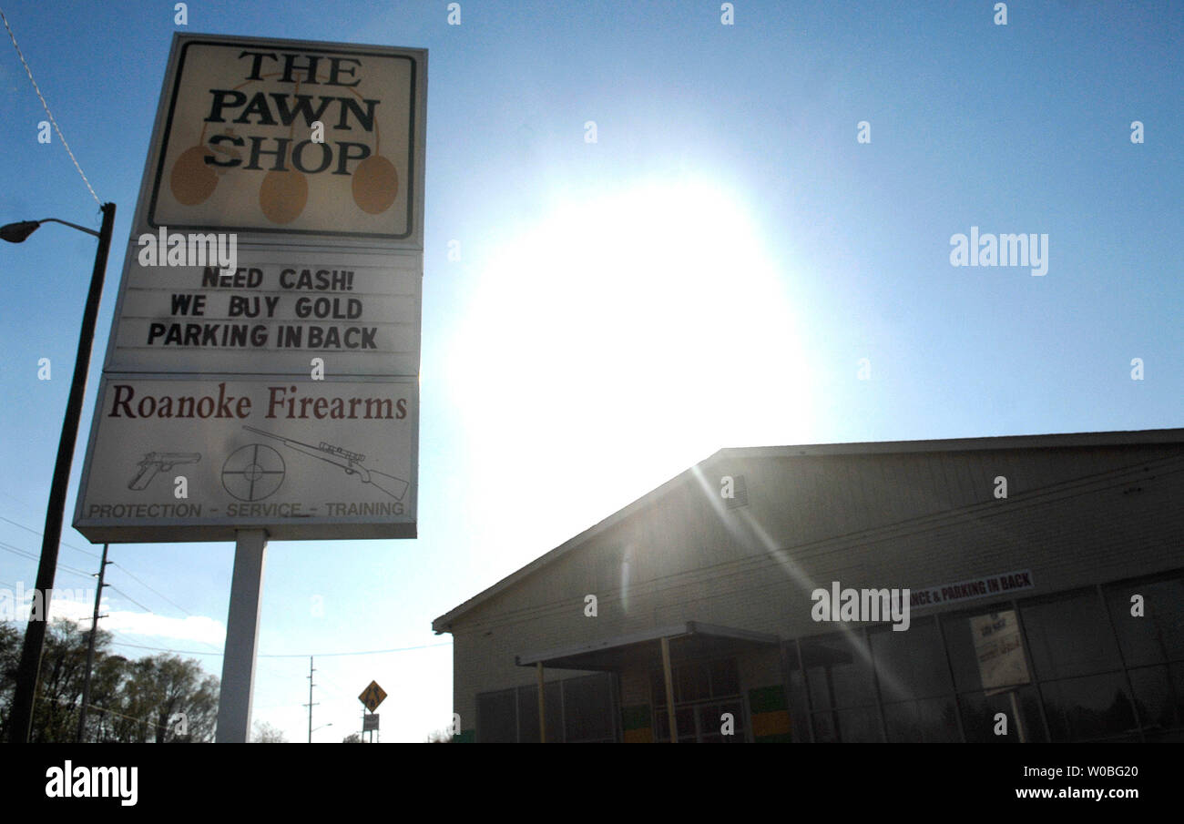 Roanoke Firearms and Pawn Shop is seen in Roanoke, Virginia on April 22, 2007. Cho Seung-Hui, a student at Virginia Tech, purchased his guns legally at Ronanoke Firearms months before going on a shooting spree that left 32 dead at Virginia Tech. (UPI Photo/Kevin Dietsch) Stock Photo