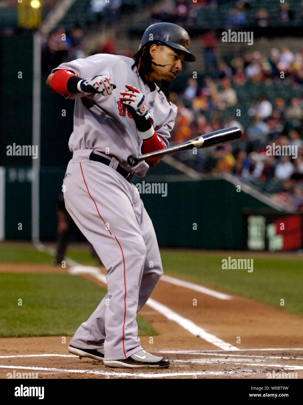 Manny Ramirez Boston Red Sox at bat arms swing 8x10 11x14 16x20 photo 235 -  Size 16x20 : : Sports & Outdoors