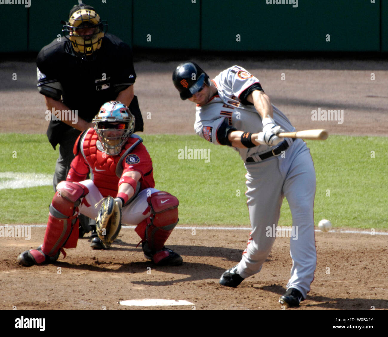 San Francisco Giants right fielder Dan Ortmeier hits a single in the ...