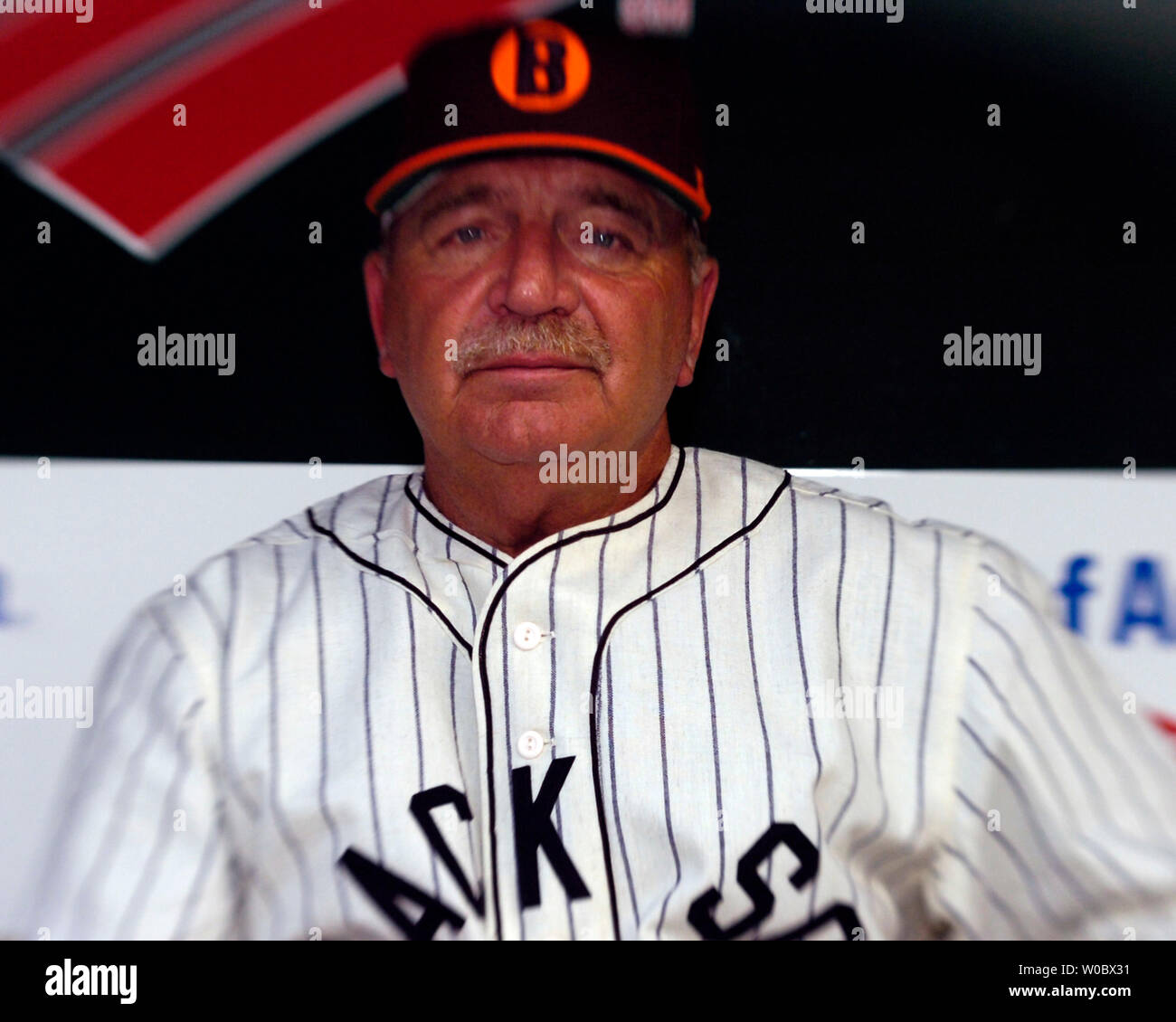 Baltimore Orioles pitching coach Leo Mazzone models the 1932 Baltimore  Black Sox uniform that will be worn in tribute to the Negro League team in  the game against the Boston Red Sox