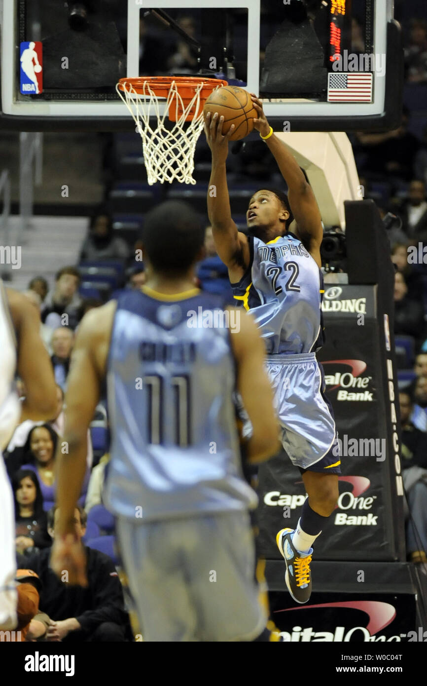 rudy gay basketball shoes