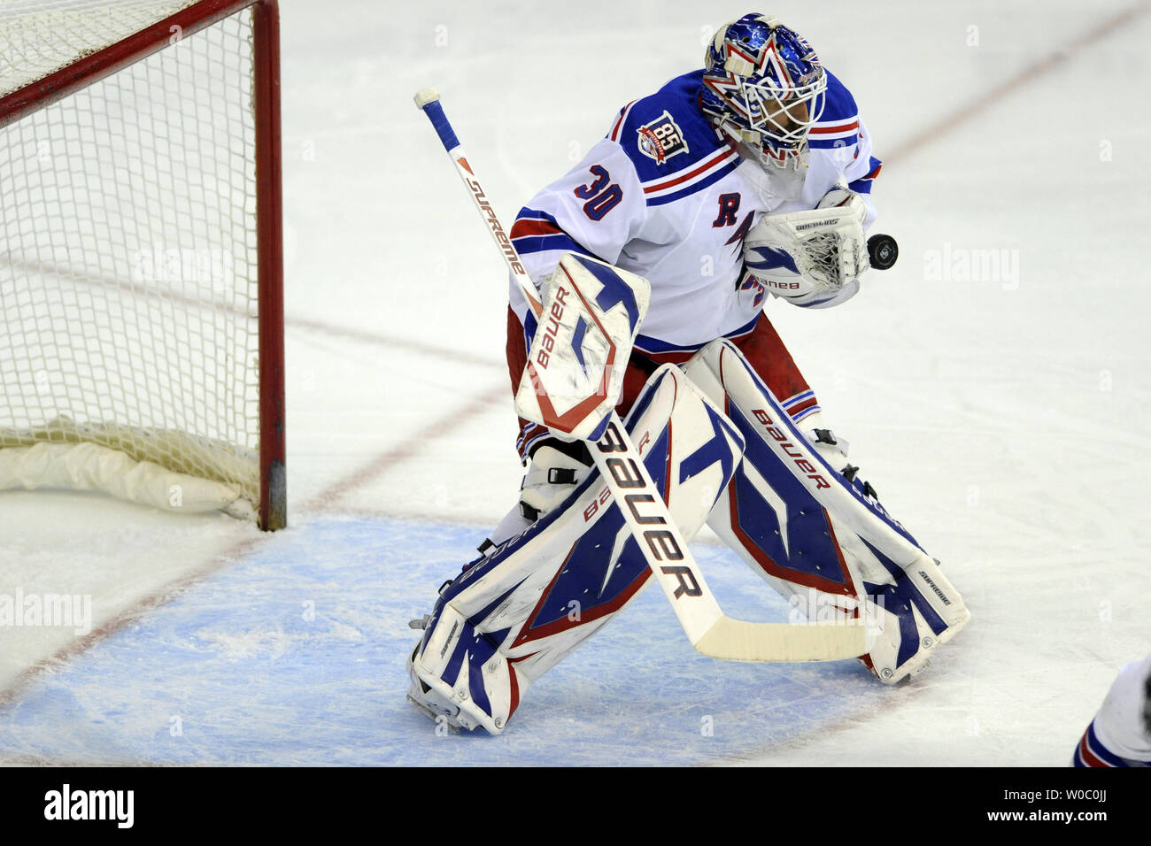 Henrik Lundqvist of the New York Rangers wearing his pinstrip pads News  Photo - Getty Images