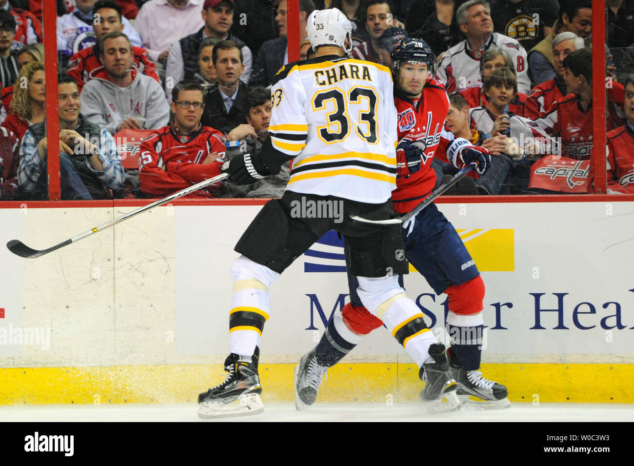 Boston Bruins defenseman Zdeno Chara 