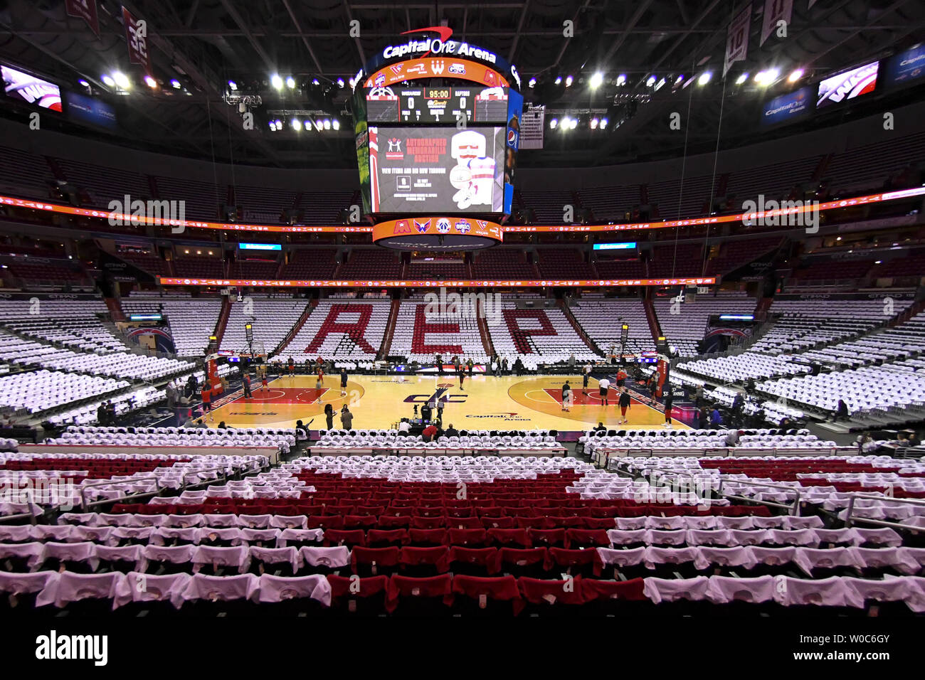 Capital one arena washington general hi-res stock photography and ...