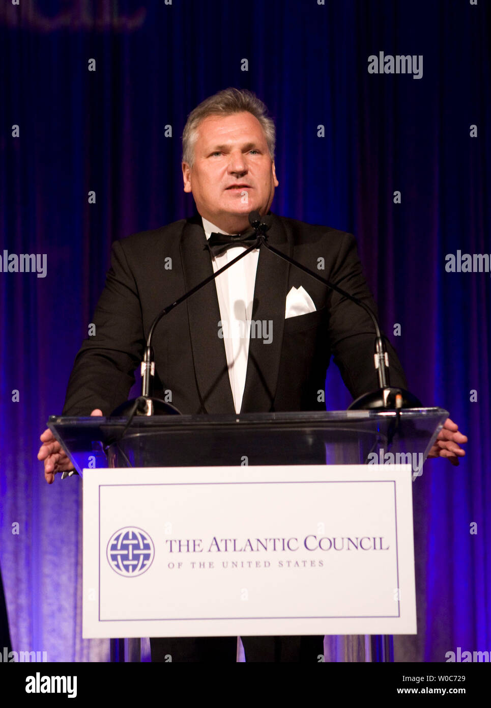 Former President of Poland Aleksander Kwasniewski speaks during the Atlantic Council's 2008 annual awards dinner in Washington on April 21, 2008. (UPI Photo/Patrick D. McDermott) Stock Photo