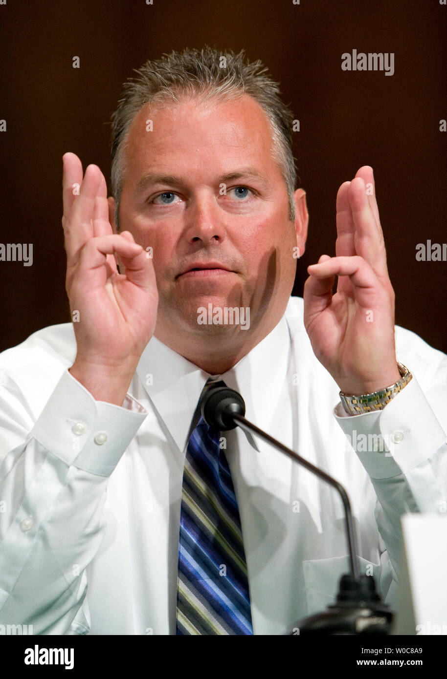 Jeffery Bliss, former KBR electrician, testifies during a Senate Democratic Policy Committee hearing on 'contractor misconduct and the electrocution deaths of American soldiers in Iraq' on Capitol Hill in Washington on July 11, 2008. (UPI Photo/Patrick D. McDermott) Stock Photo