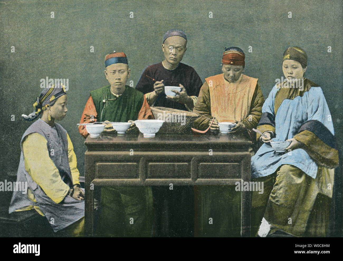 1900 china family hi-res stock photography and images - Alamy