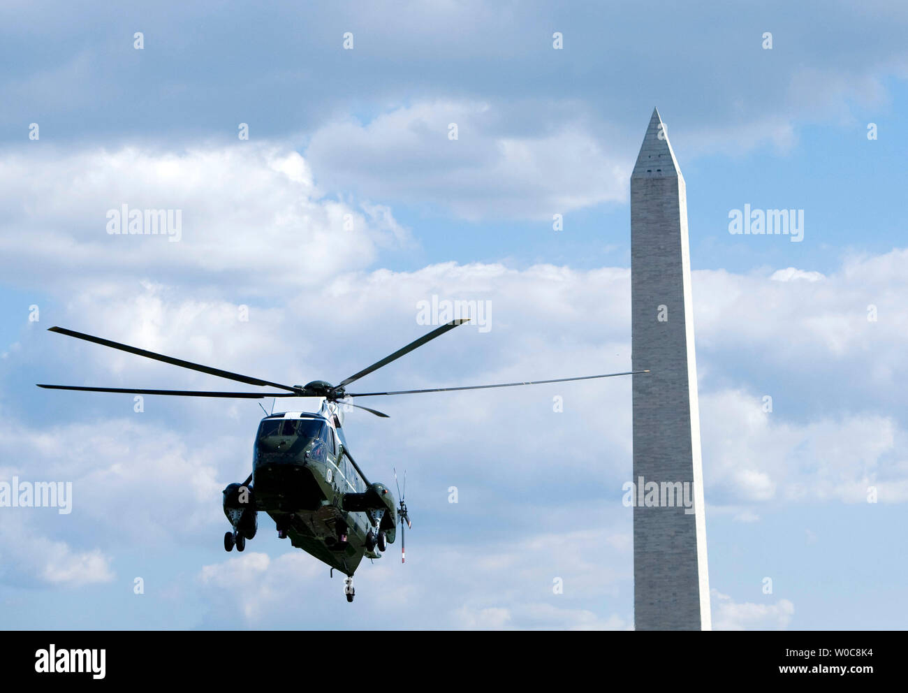 Marine One carrying U.S. President George W. Bush lands on the South Lawn of the White House in Washington on August 11, 2008. Bush has returned from attending some of the 2008 Olympics Games in Beijing. (UPI Photo/Patrick D. McDermott) Stock Photo