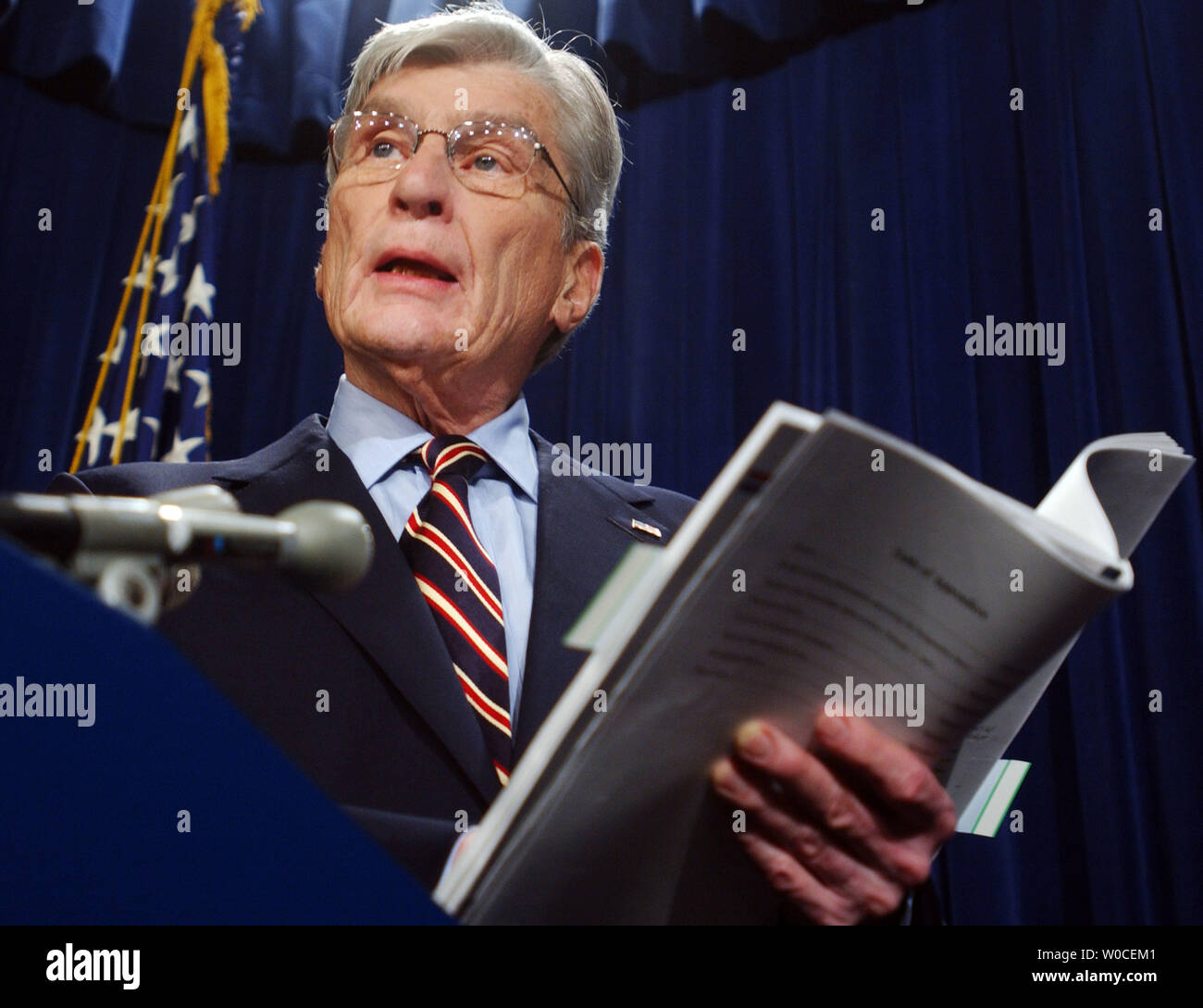 Sen. John Warner, R-VA, speaks to members of the press during a news conference on August 25, 2004 in Washington.  Warner called the news conference to discuss the prisoner abuse at Abu Ghraib Prison and the Jones-Fay Report. (UPI Photo/Michael Kleinfeld) Stock Photo