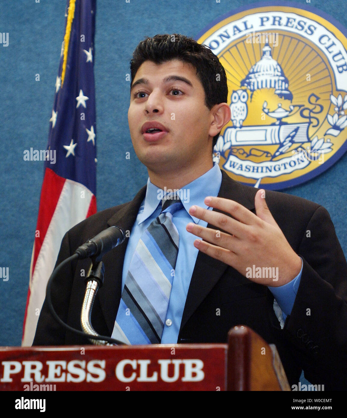George Farah, Executive Director for Open Debates, speaks to those gathered at a news conference at the National Press Club in Washington on September 7, 2004.  Mr. Farah's new book, 'No Debate: How the Republican and Democratic Candidates Secretly Control the Debate Commission' discusses the implications of the political party's influence on the debate system and it’s their role in the electoral process. (UPI Photo/Michael Kleinfeld) Stock Photo