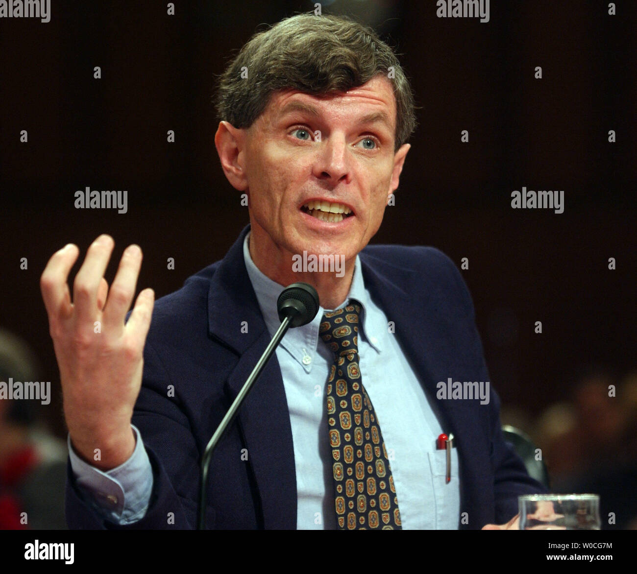 Dr. David J. Graham, MPH, Associate Director for Science, Office of Drug Safety, Center for Drug Evaluation and Research, U.S. Department of Health and Human Services, Food and Drug Administration testifies before the Senate Finance Committee hearing on FDA, Merck, and Vioxx on November 18, 2004 in Washington.  Graham said that Vioxx was a definite threat and that there are at least five drugs on the market he would take off. (UPI Photo/Michael Kleinfeld) Stock Photo