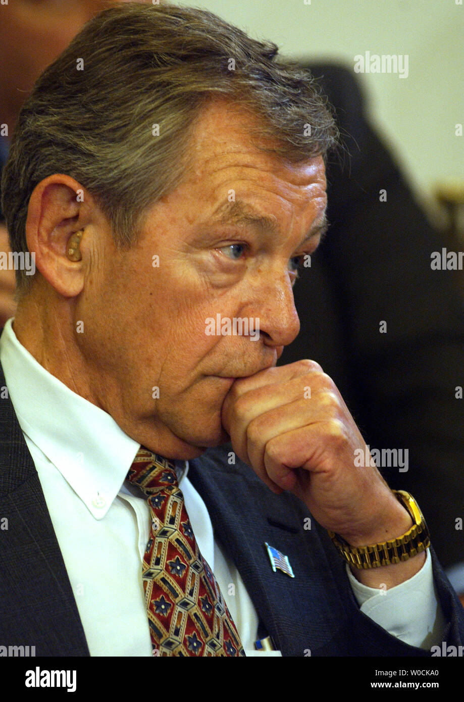 Sen. George Voinovich, R-Ohio, participates in the Senate Foreign Relations Committee meeting which was held to vote on John Bolton to be U.S. Ambassador to the United Nations on Capitol Hill in Washington on April 19, 2005. The committee chose to delay the vote after Sens. Chuck Hagel, R-Neb. and George Voinovich, R-Ohio, expressed concern allegations against him.   (UPI Photo/Roger L. Wollenberg) Stock Photo