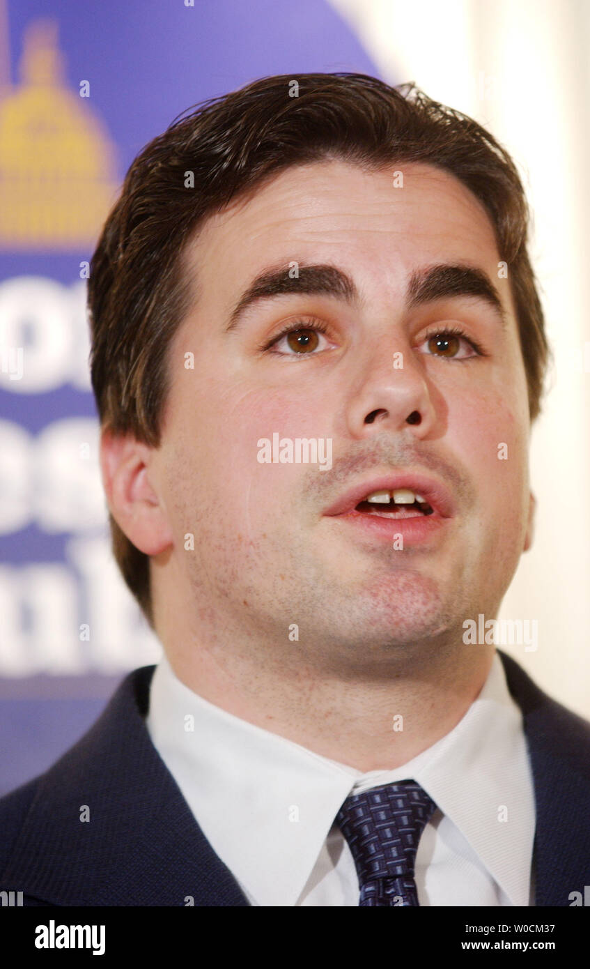 Thomas Fitton, President of Judicial Watch, speaks to those gathered at a news conference to announce he has filed and ethics complaint in the U.S. Senate regarding fundraising by Sen. Hilliary Clinton, D-NY, on May 9, 2005 in Washington.  Judicial Watch says the Senator knew about money that has led to the indictment of her Director of Finance, David Rosen and that she should also be held accountable. (UPI Photo/Michael Kleinfeld) Stock Photo