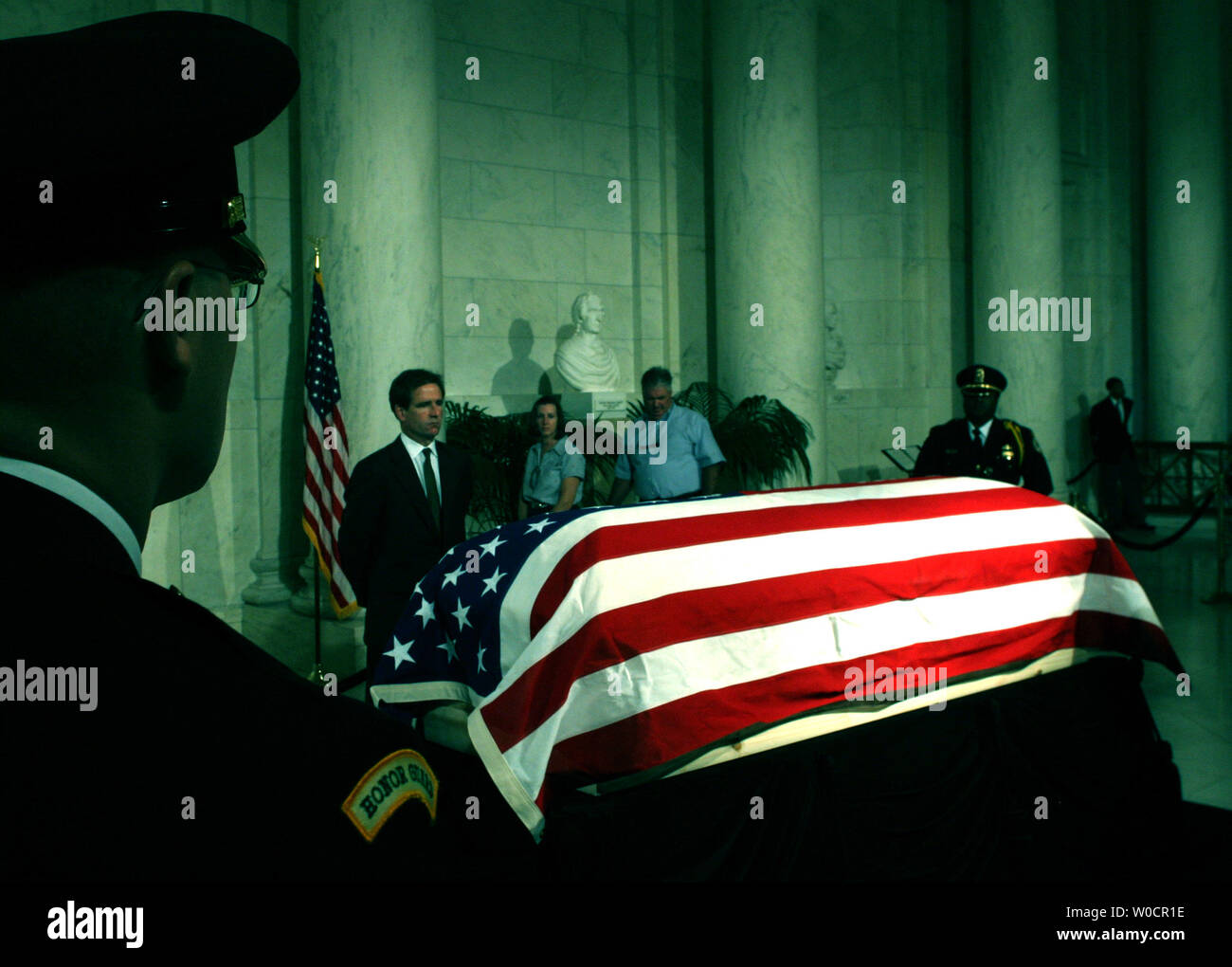 Home Mourners Hi res Stock Photography And Images Alamy