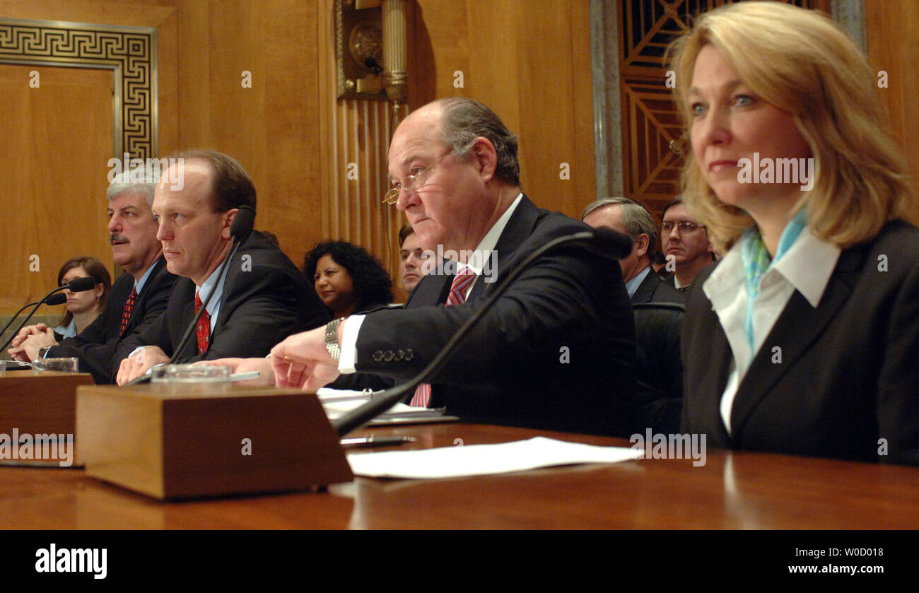 Fraud and waste investigators John Ryan, Gregory Kutz, Richard Skinner and Alice Fisher (L to R) appear before the Senate Homeland Security and Governmental Affairs Committee about the waste and fraud generated in the aftermath of Hurricane Katrinta during a hearing on Capitol Hill in Washington on February 13, 2006. Witnesses described millions of dollars in fraudulent emergency payments and waste generated by poor oversight and planning by FEMA.   (UPI Photo/Roger L. Wollenberg) Stock Photo
