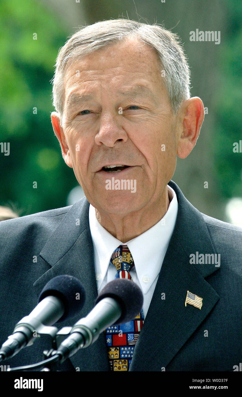 Sen. George Voinovich (R-OH) speaks on the Health Partnership Act of 2006 at a press conference, in Washington on May 9, 2006. This legislation is aimed at extending health care to the uninsured and the reduction of health care cost. (UPI Photo/Kevin Dietsch) Stock Photo