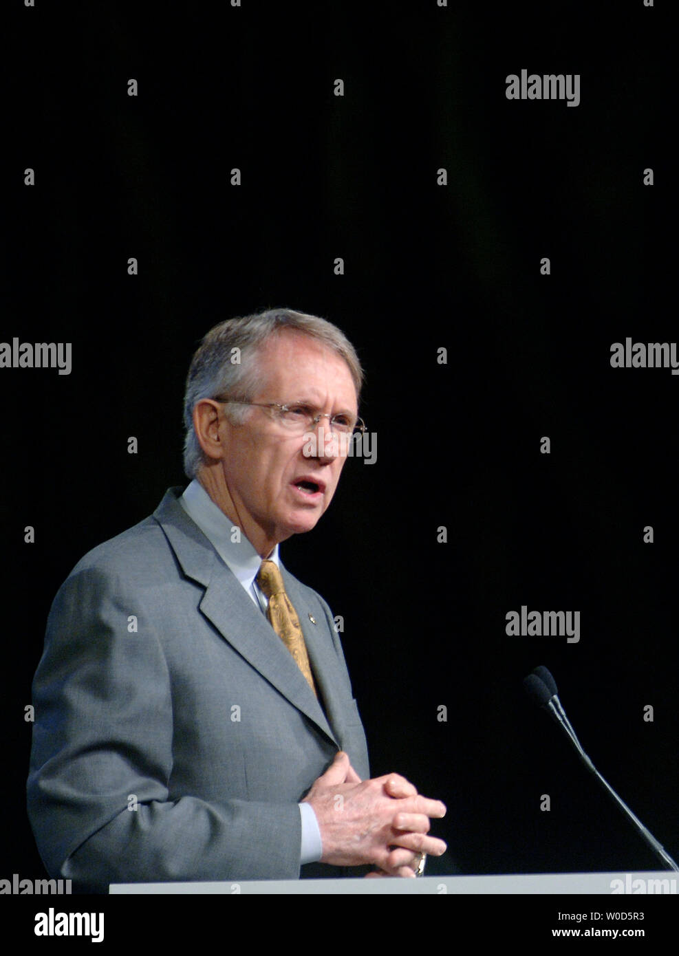 Senate Minority Leader Harry Reid (D-NEV) speaks at the NAACP Conference in Washington on July 17, 2006. Reid spoke on the historical significance of the NAACP and spoke on the need to reinstate the voting rights act. (UPI Photo/Kevin Dietsch) Stock Photo