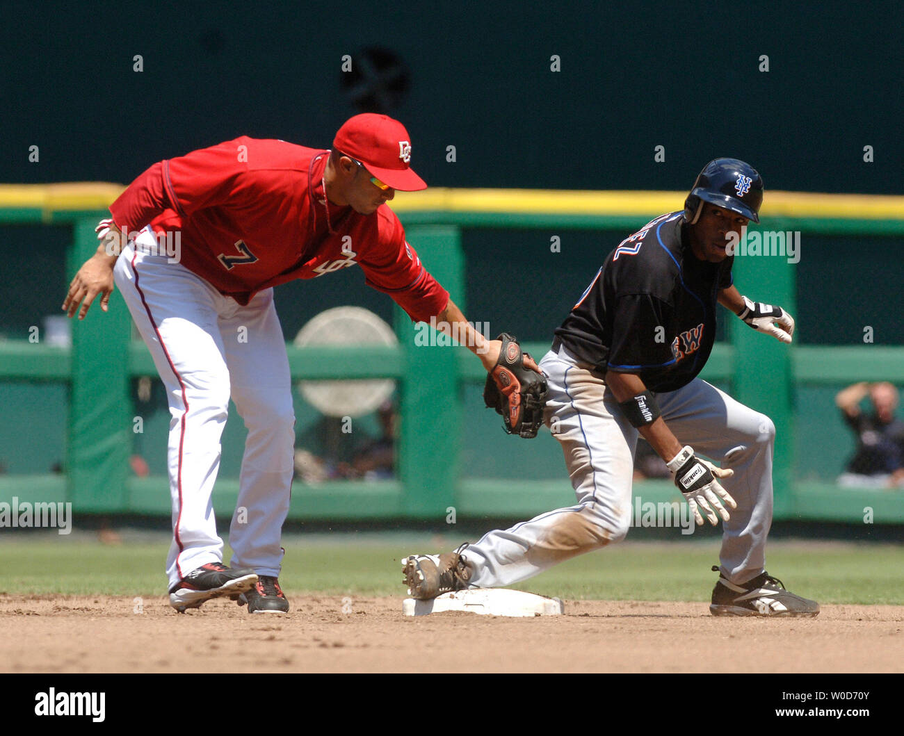 New York Mets Endy Chavez stealing second base during a regular