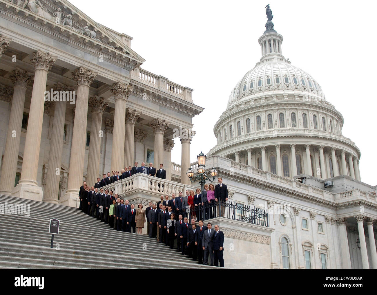 The freshman class of the 110th Congress pose for a group photo on the East Front Steps of the House side of the U.S. Capitol Building, in Washington on November 14, 2006. The Democrats take control of both the House and Senate in January.  (UPI Photo/Kevin Dietsch) Stock Photo