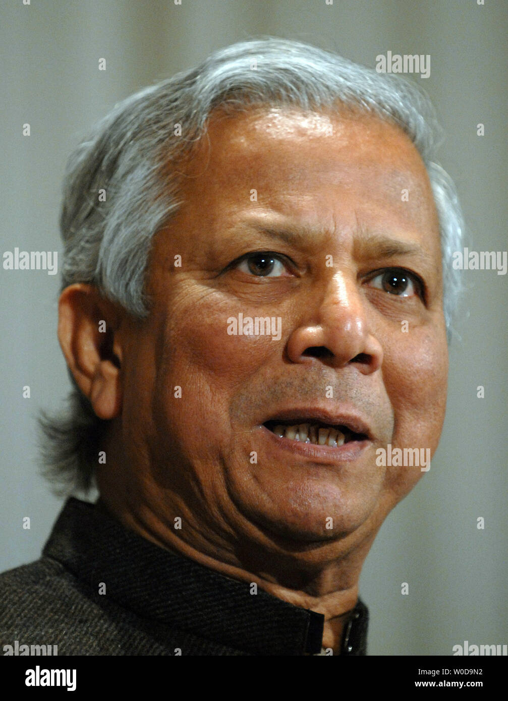 Muhammad Yunus 2006 Nobel Peace Prize Winner For His Grameen
