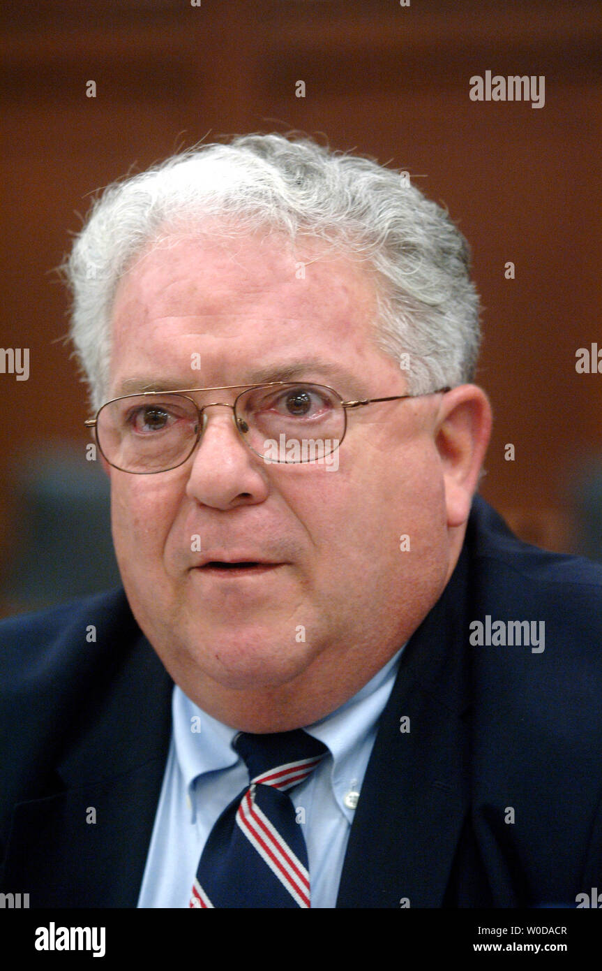 President of the Middle East Policy Council Charles Freeman speaks on the situation in Iraq and the findings of The Iraq Study Report at a discussion panel hosted by the USIP in Washington on December 13, 2006. (UPI Photo/Kevin Dietsch) Stock Photo