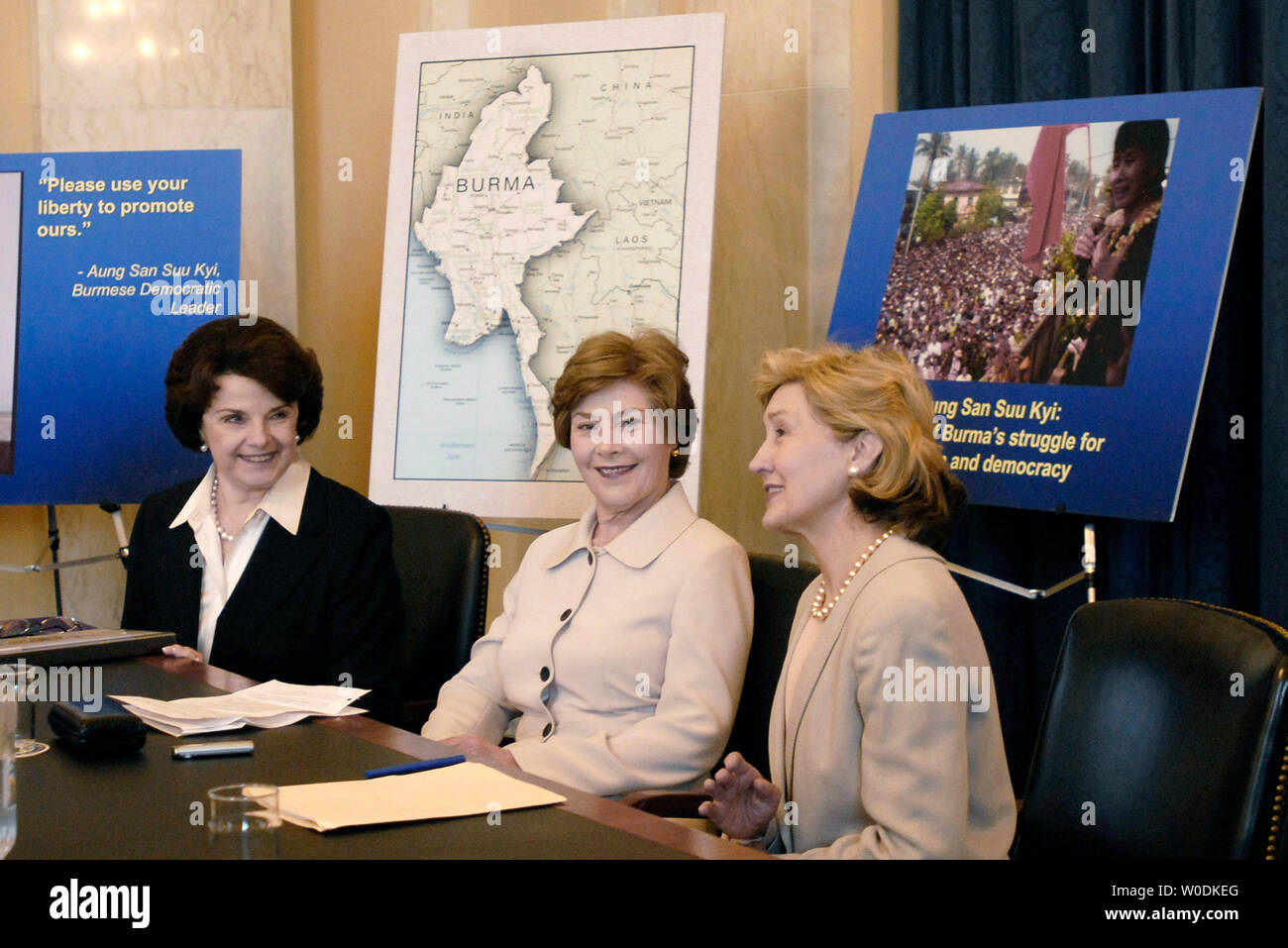 First Lady Laura Bush (C) meets with Sen. Dianne Feinstein (D-CA) (L) and Sen. Kay Bailey Hutchison (R-TX) during a meeting to kick off the new Senate Women's Caucus on Burma, on Capitol Hill in Washington on May 23, 2007. (UPI Photo/Kevin Dietsch) Stock Photo