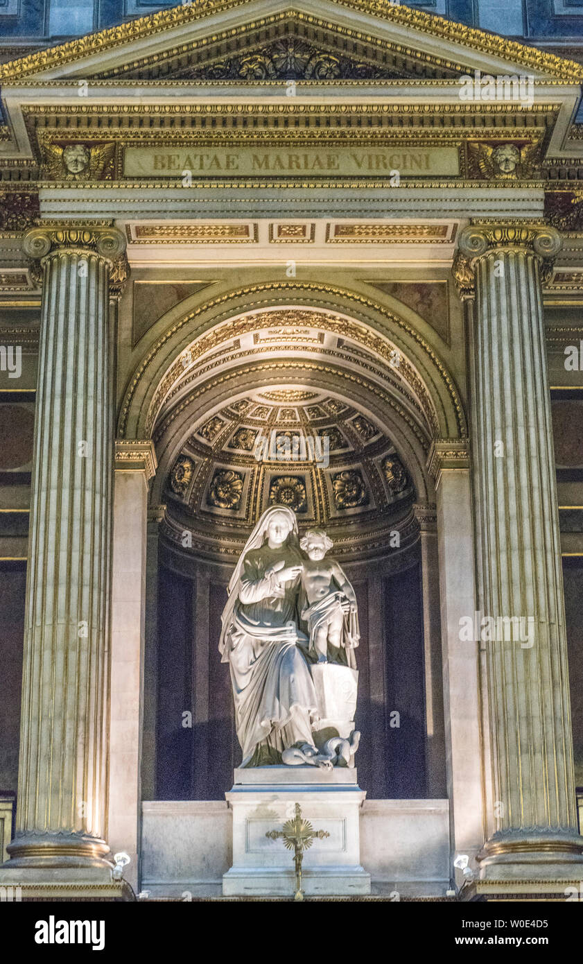 France, 8th arrondissement of Paris, eglise de la Madeleine, statue of