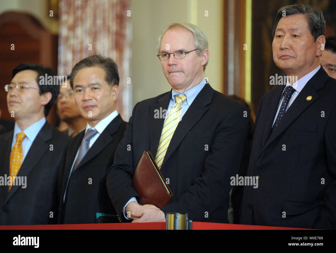 Christopher R Hill 2nd R Assistant Secretary Bureau Of East Asian And Pacific Affairs And Members Of The South Korean Delegation Look On As Secretary Of State Condoleezza Rice Holds A Joint