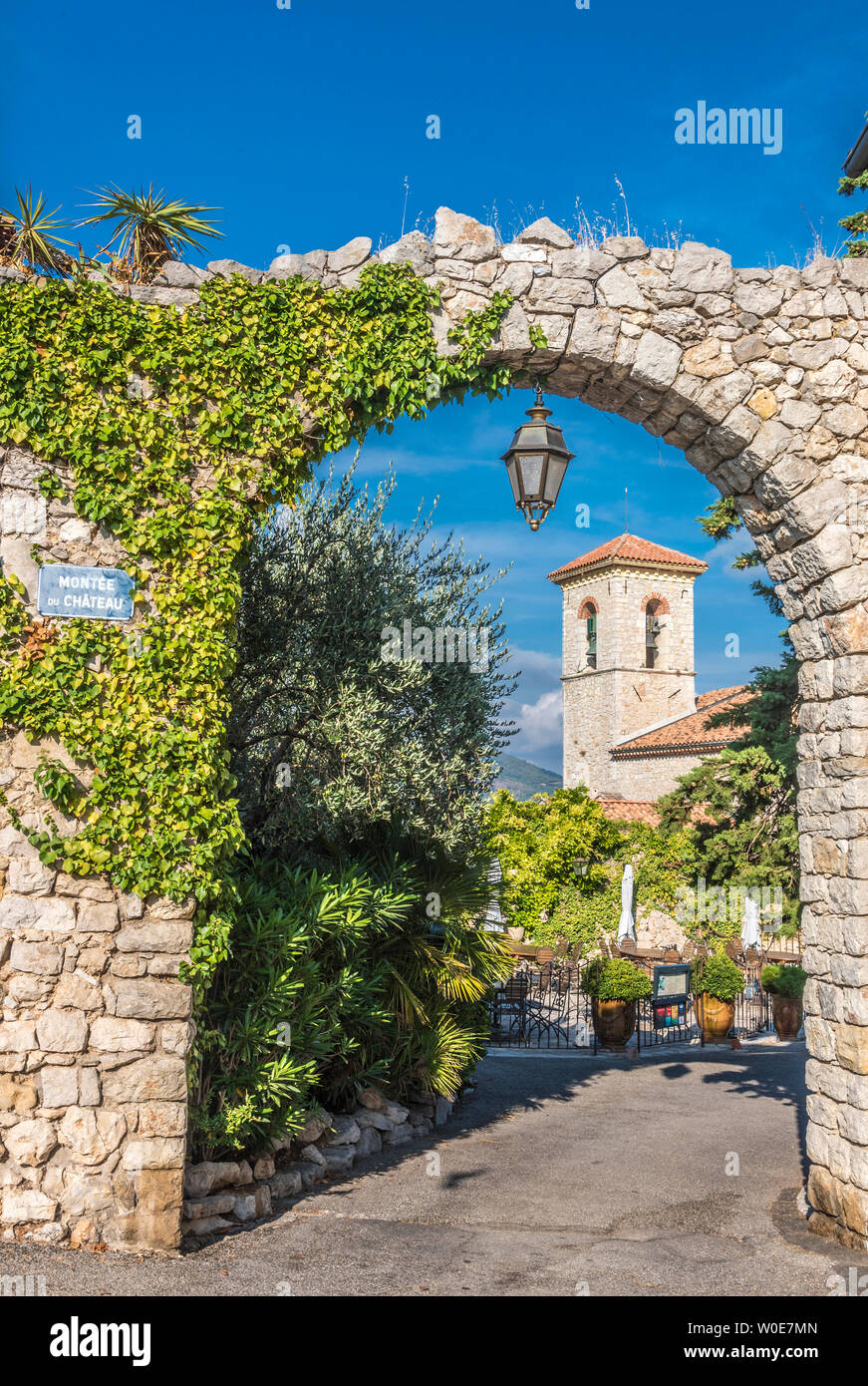 France, Provence-Alpes-Côte-d'Azur, Alpes-Maritimes, Cabris, gates of the city and bell tower of the church Stock Photo
