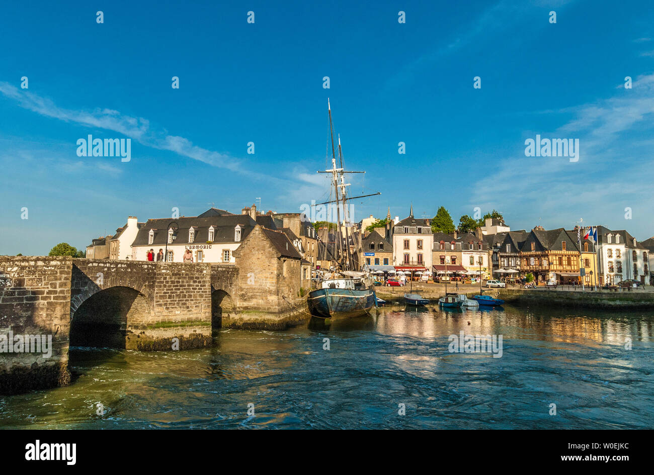 France, Brittany, Saint Goustan medieval port at Auray Stock Photo - Alamy