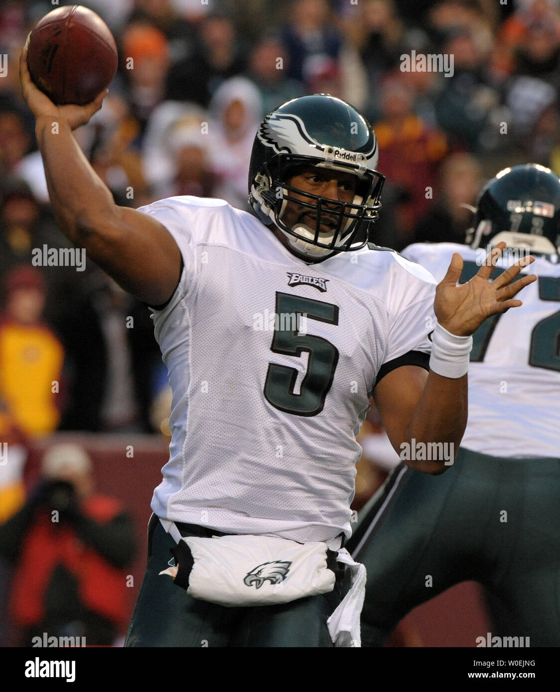 Philadelphia Eagles Donovan McNabb throws against the Dallas