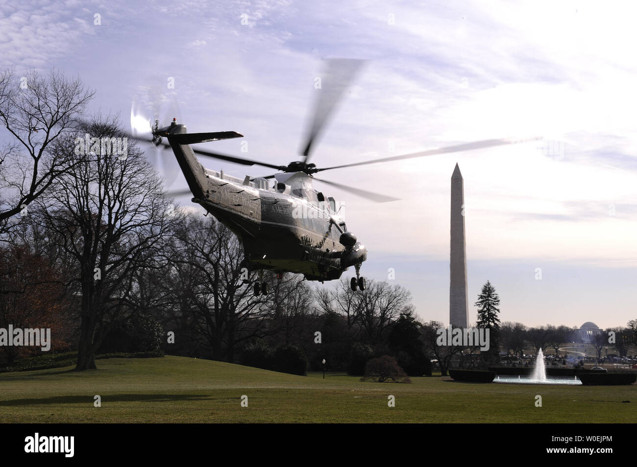 Marine One carrying President Bush, his wife, Laura, and daughter Jenna, teaks off from the South Lawn of the White House in Washington on December 23, 2008. The Bush's are on their way to spend the holidays at Camp David and then to the Bush Ranch in Texas. (UPI Photo/Kevin Dietsch) Stock Photo