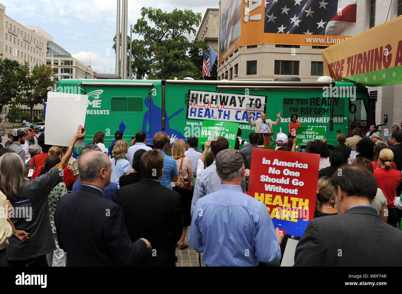 Supporters attend an American Federation of State, County and Municipal Employees (AFSCME) rally in support of health care reform at AFL-CIO headquarters in Washington on August 31, 2009. Congress is expected to resume the health care debate when it returns from a rancorous recess after Labor Day. UPI/Roger L. Wollenberg Stock Photo
