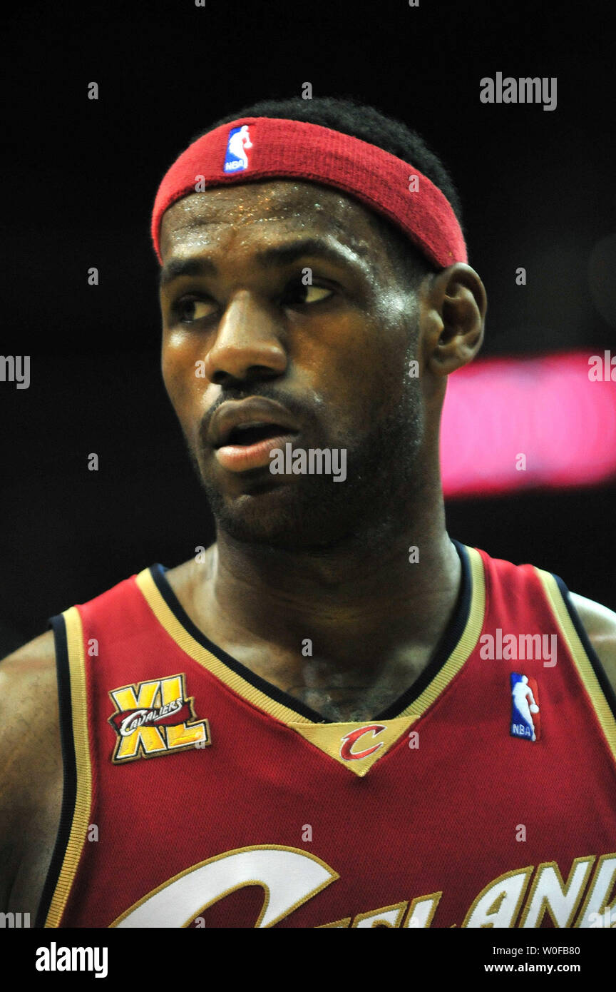 Cleveland Cavaliers' LeBron James is seen as he plays the the Washington Wizards at the Verizon Center in Washington on November 18, 2009. UPI/Kevin Dietsch Stock Photo