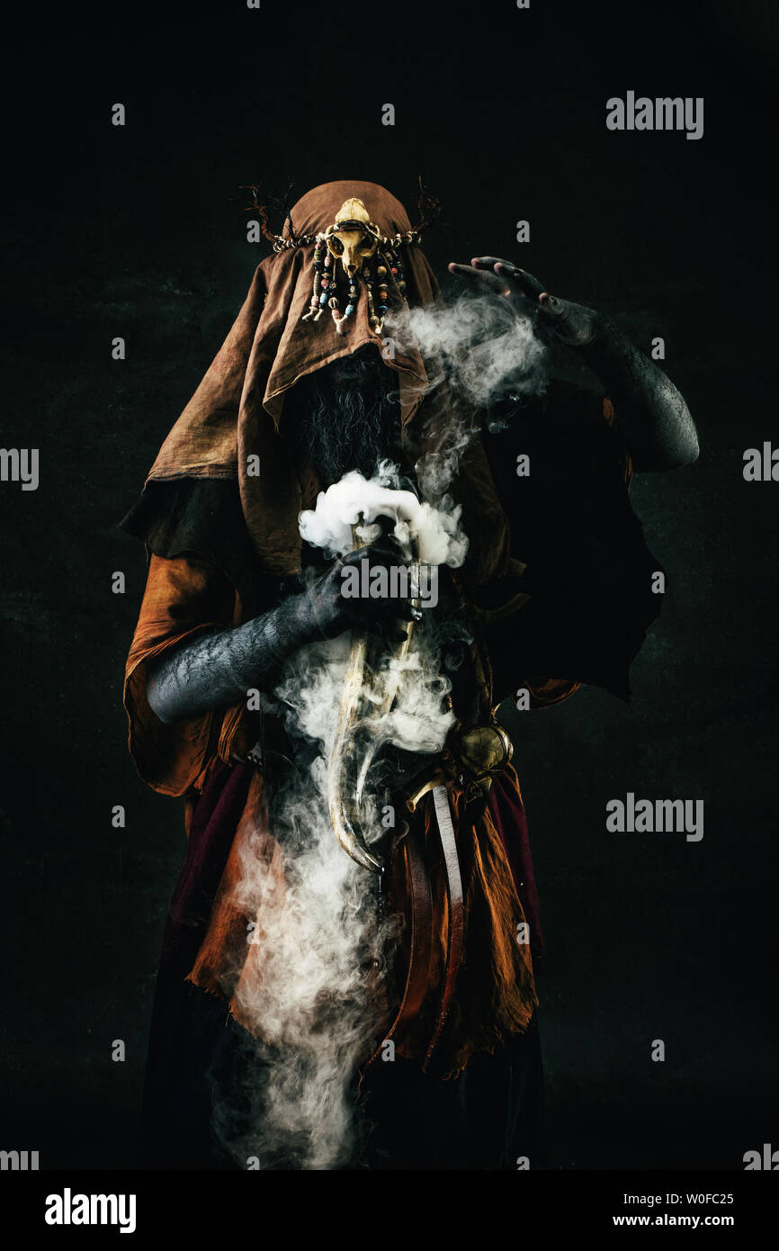 Steaming hood hires stock photography and images Alamy