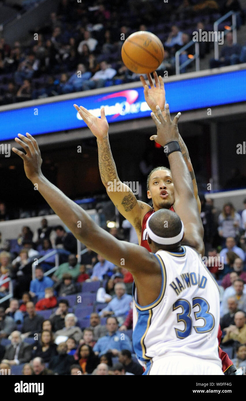 31 Michael Beasley Press Conference Stock Photos, High-Res