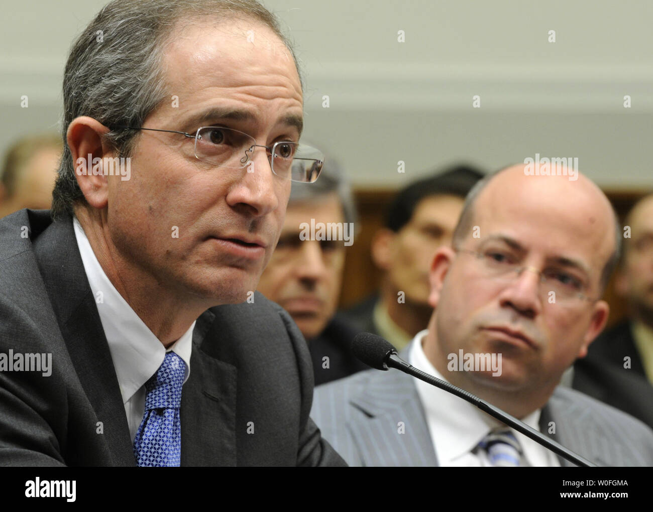 images Brian L Roberts Comcast https www alamy com brian l roberts chairman and ceo of comcast corporation l makes remarks as nbc universal president and ceo jeff zucker listens during the house judiciary committee on capitol hill in washington on february 25 2010 the panel was focused on the merger between comcast and nbc universal and its impact on competition in the media and the entertainment market upimike theiler image258497914 html