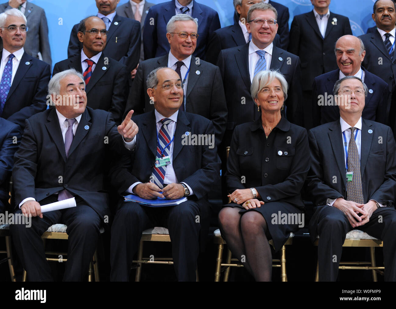Members of International Monetary and Financial Committee (IMFC) gather for  a group photo during the International Monetary Fund (IMF) and World Bank  Spring Meetings in Washington on April 24, 2010. Seated (front