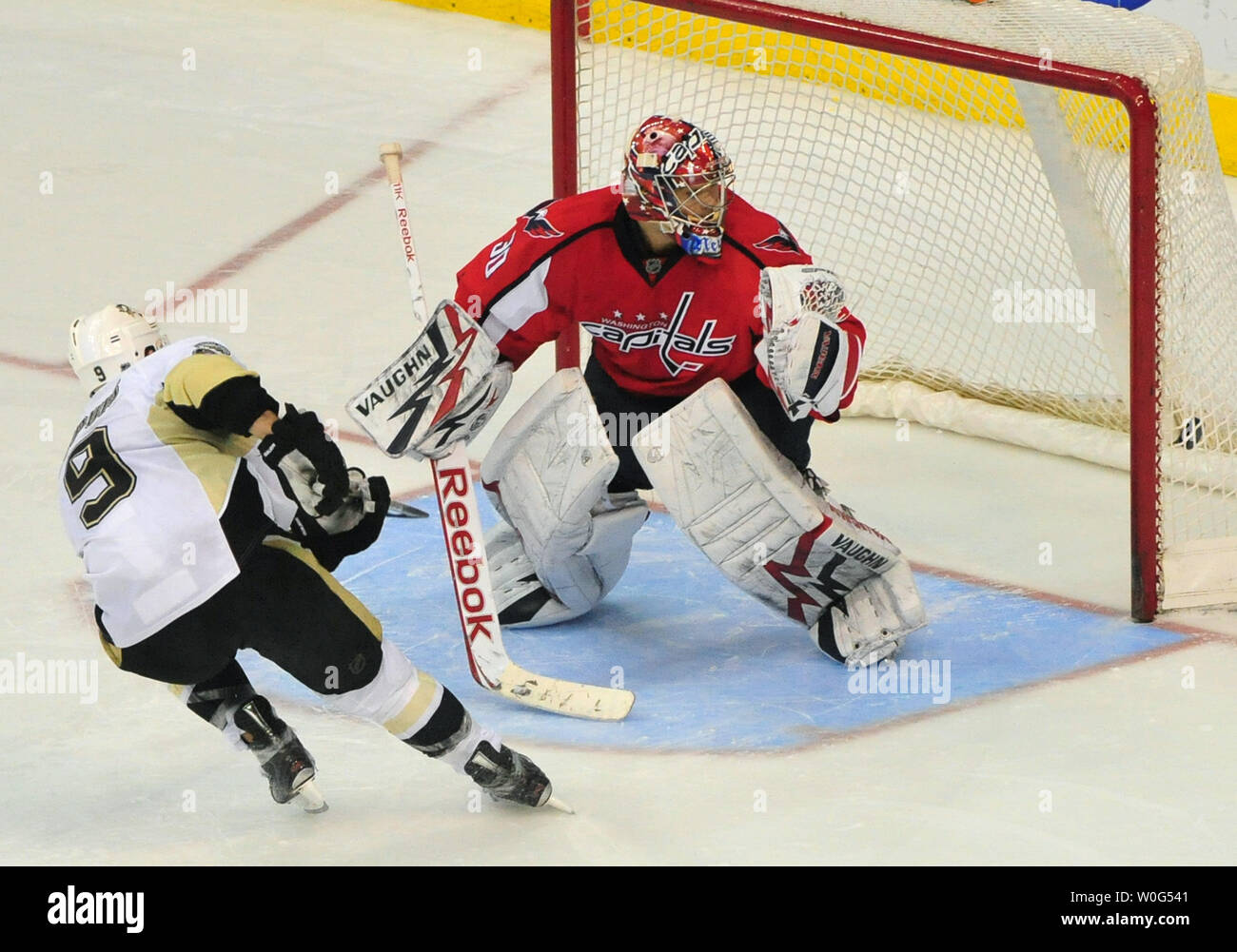 dupuis penguins jersey