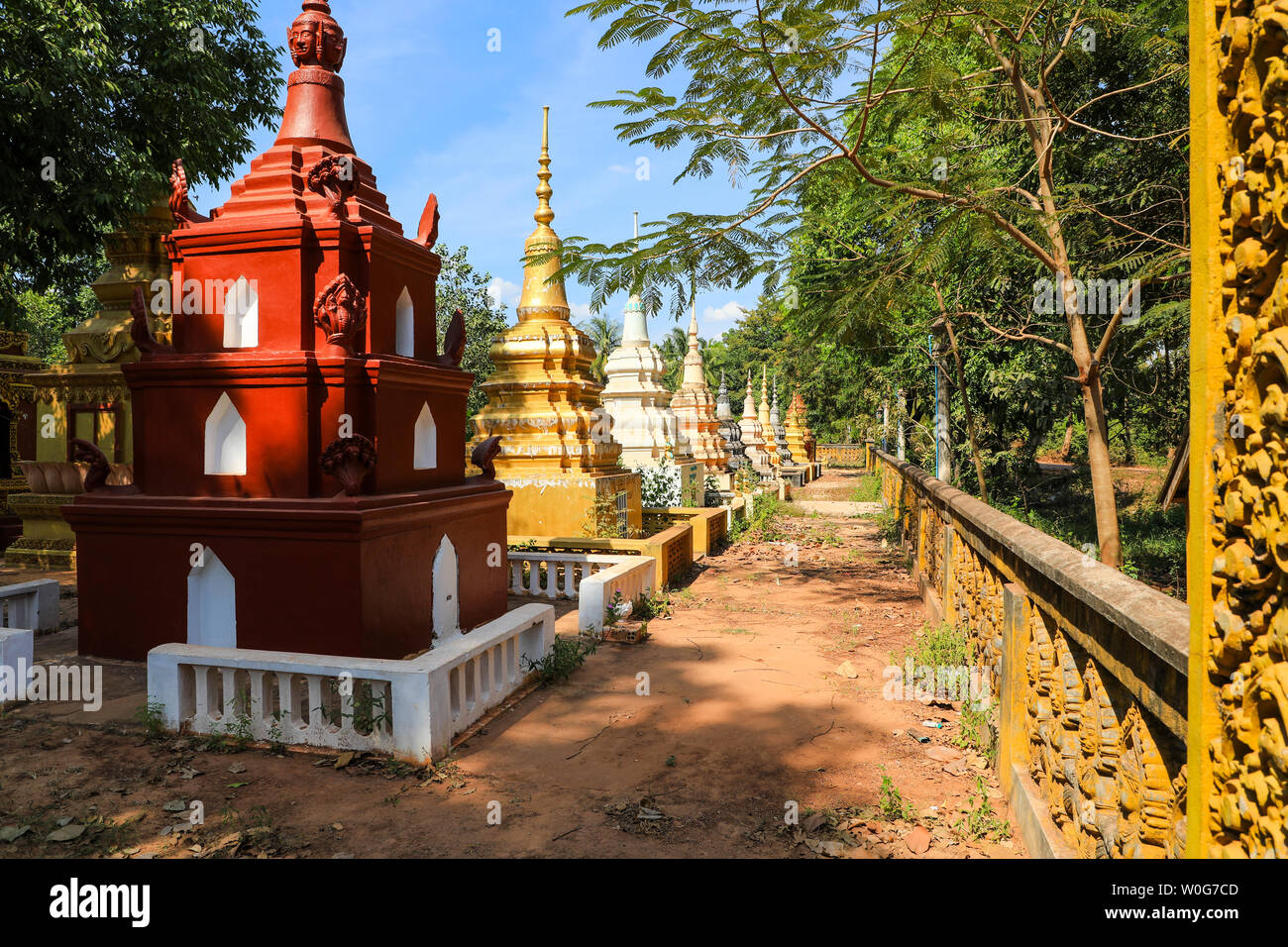 Graves or tombs or mausoleums at an unknown temple and burial ground near to Kampong Phluk, Tonlé Sap Lake, Cambodia, South East Asia Stock Photo