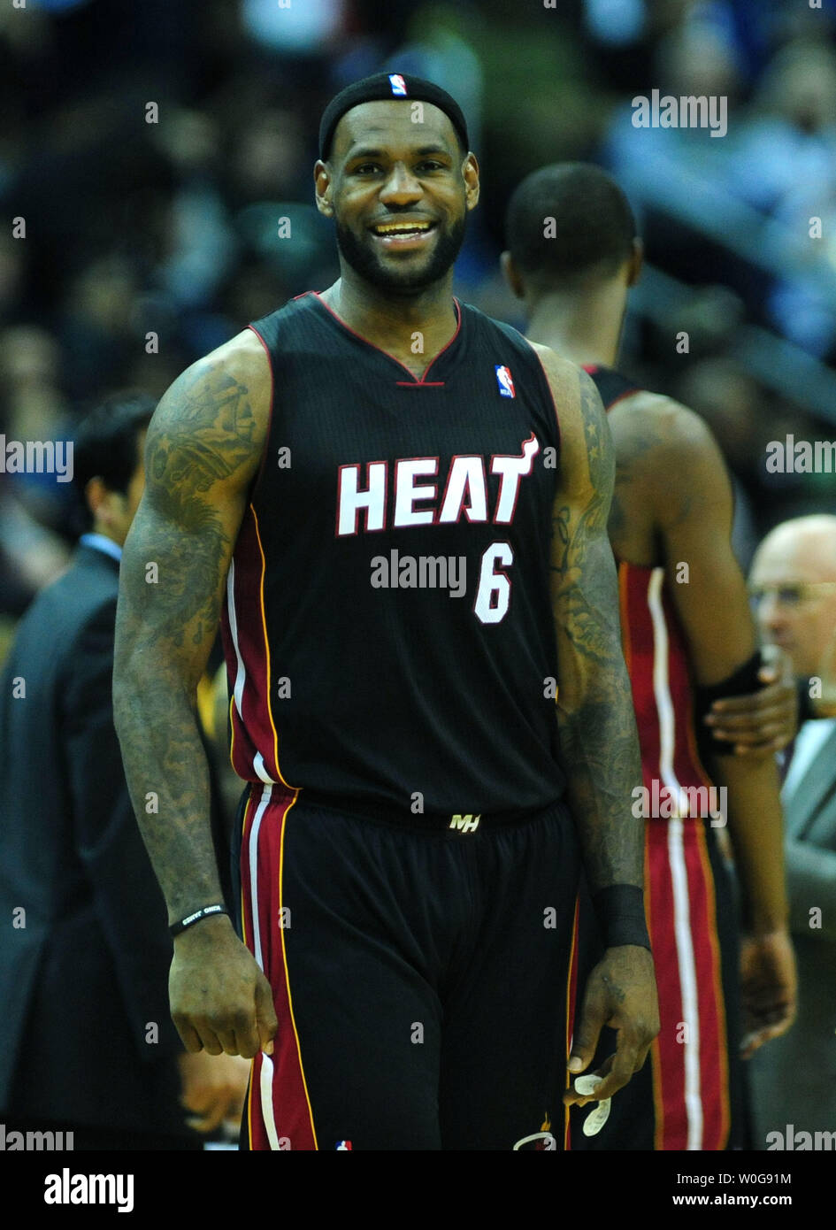 Miami heat jersey hi-res stock photography and images - Alamy