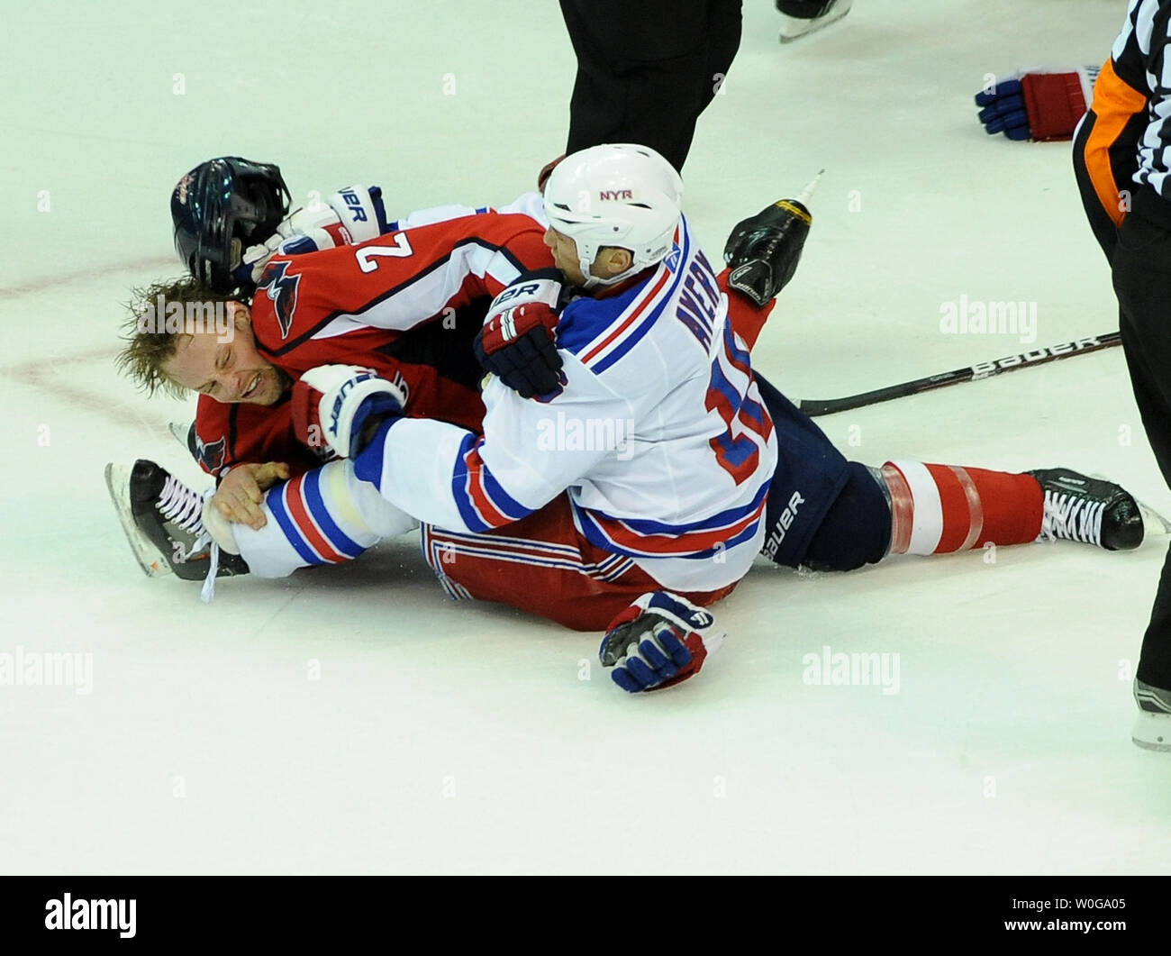 Sean Avery chopping some dudes legs off in a random minor-league hockey  game is a classic of the Sean Avery genre, This is the Loop