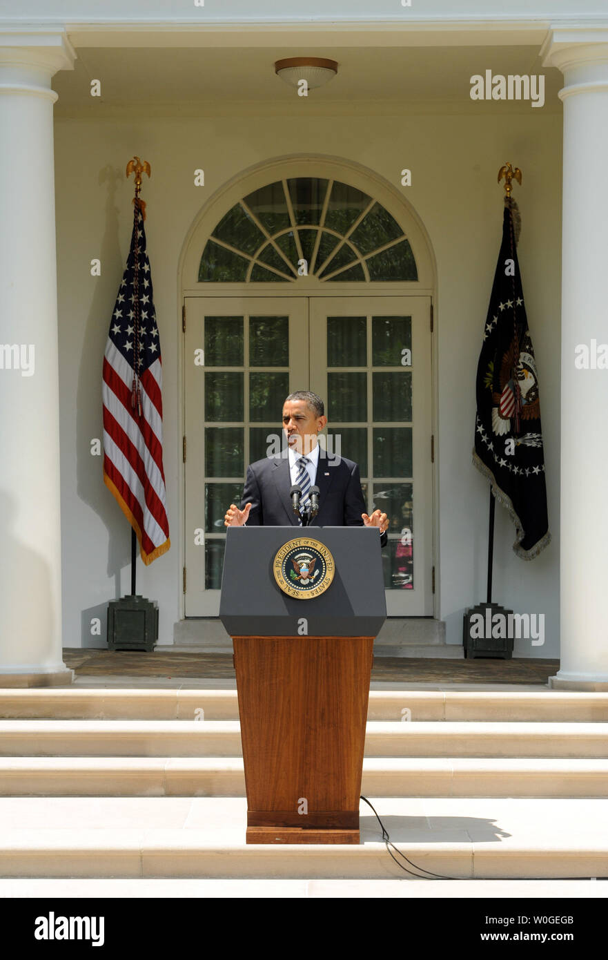 U S President Barack Obama Discusses The Debt Ceiling Bill