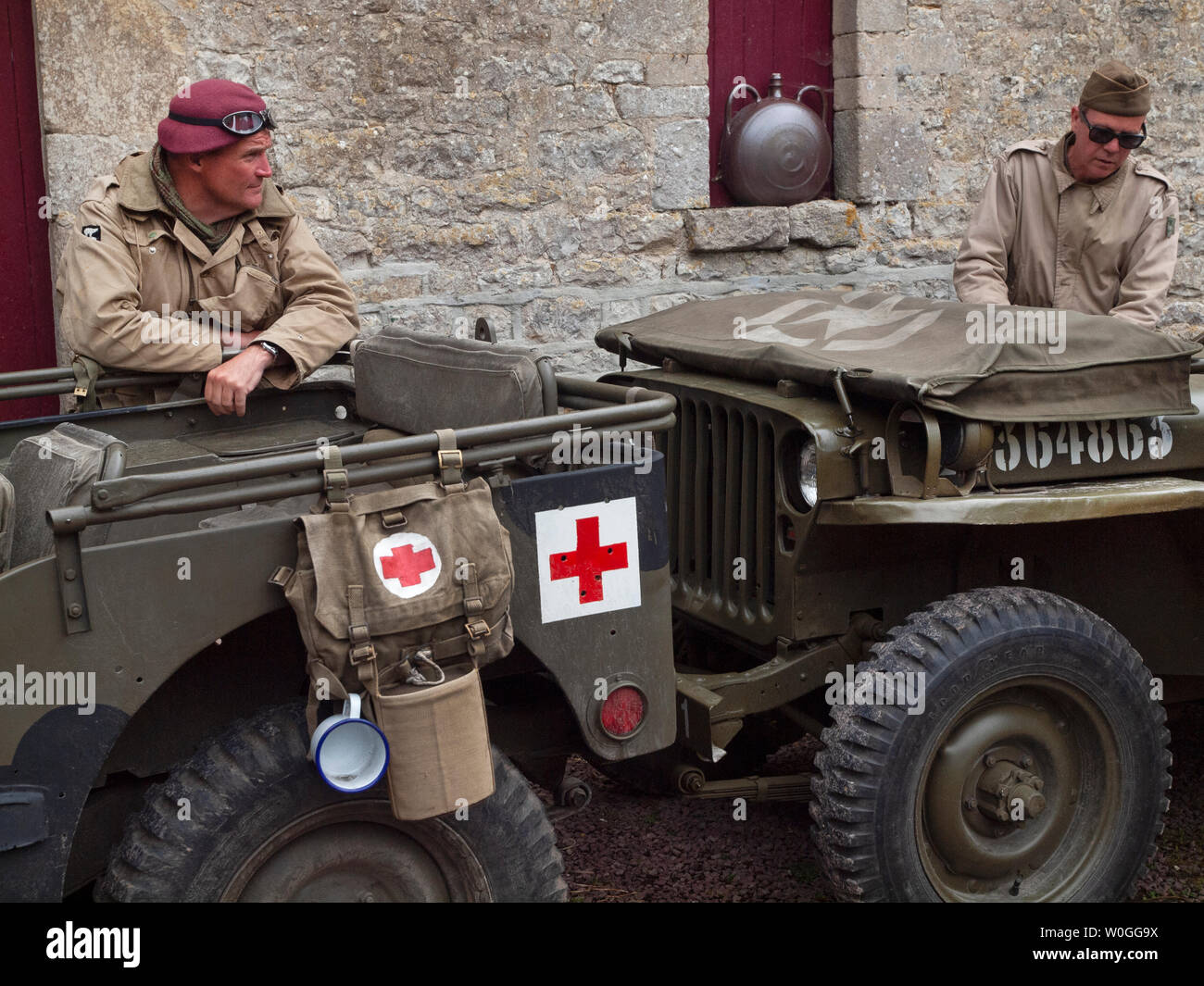 D-Day historical reenactment enthusiasts in Normandy Stock Photo
