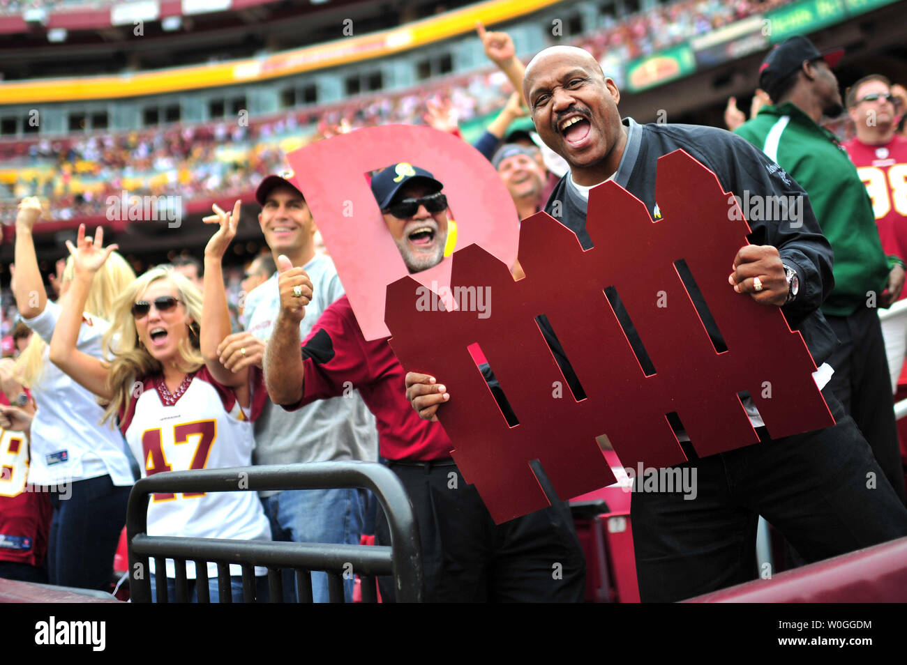 Washington redskins stadium hi-res stock photography and images - Alamy